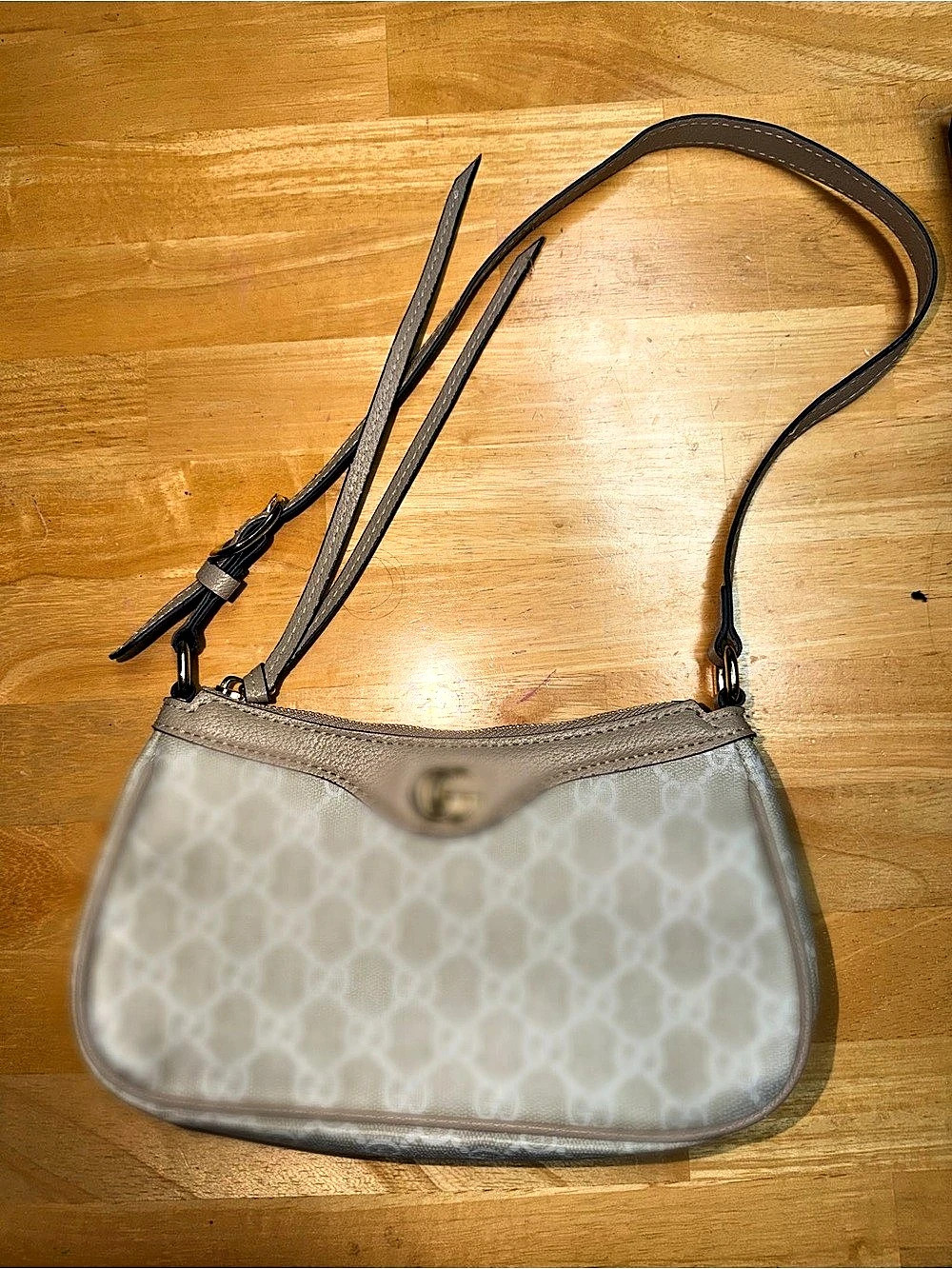 gold logo Small Hobo bag cream & beige